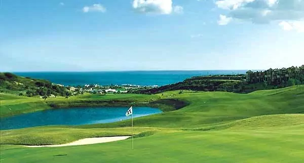 Azata Golf a quite course with amazing views in